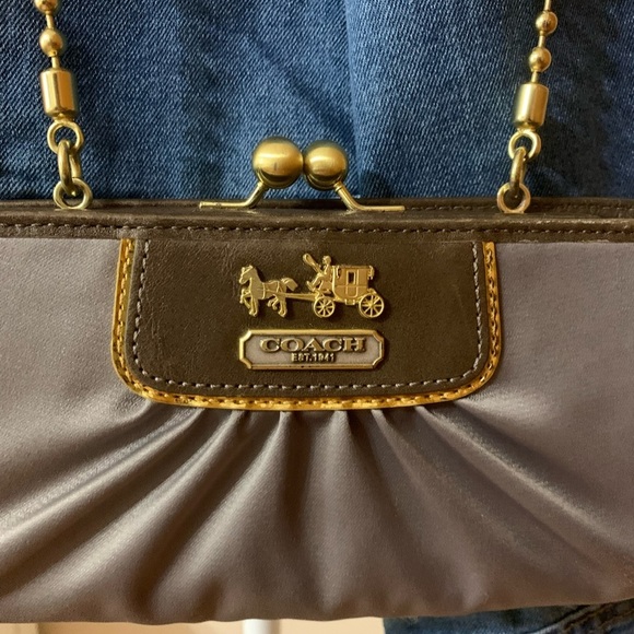 Coach wallet clutch bag. - Picture 4 of 15
